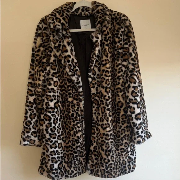 Angel Kiss Animal Print Teddy Jacket - Picture 3 of 8